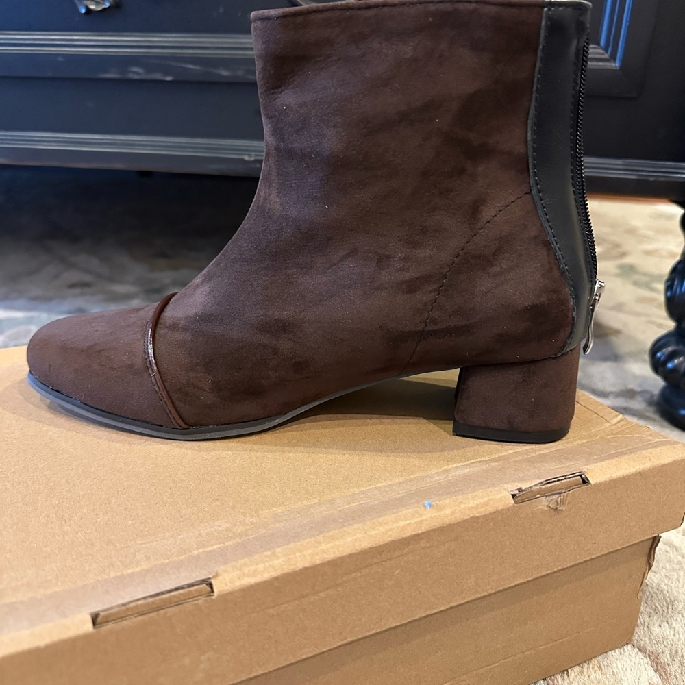 Brown Ankle Boots with Suede Finish and Chunky Heel